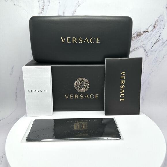 NEW VERSACE Sunglasses - Picture 14 of 14
